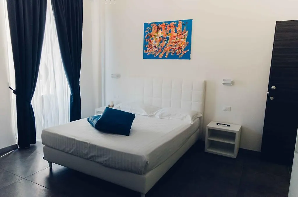 Etna Suite Group Katanya Konukevi