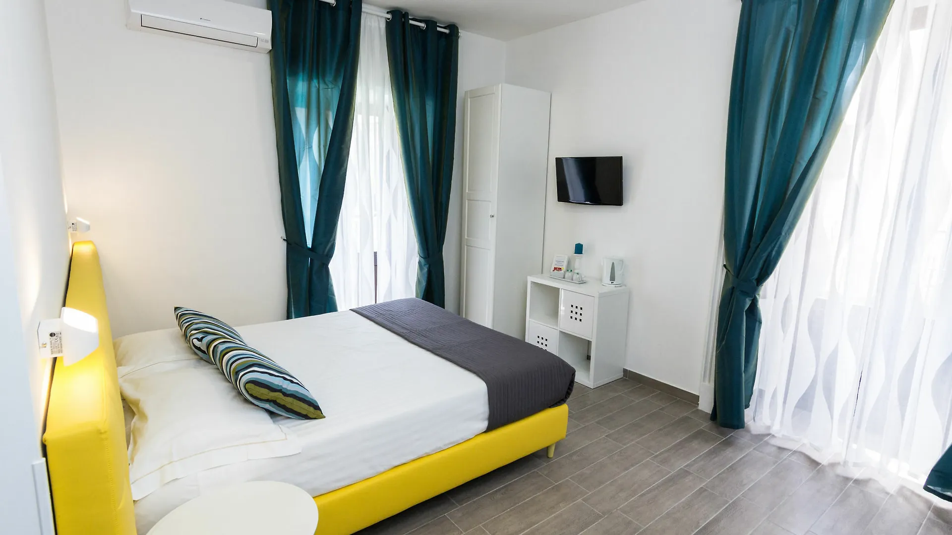 Etna Suite Group Catania Guest house